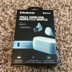 Skull candy headphone never used brand new